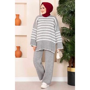 Ensemble Tricot Hijab Oversize Gris - Product Image 3
