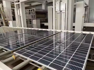 Panel Solar con 30 Años de Garantía, 700w 710w 720w 730w, Grado A, Bifacial, Tipo N, Paneles Solares Comerciales de 700 Vatios en Venta - Product Image 3