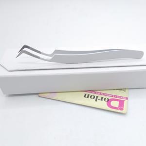 Pinzas de acero inoxidable con recubrimiento en polvo blanco para extensión de pestañas Pinzas profesionales de belleza personalizadas con etiqueta privada - Product Image 1