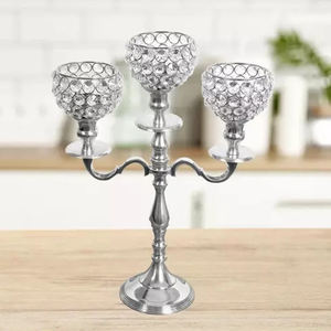 Bougeoir personnalisé en aluminium argenté avec perles en cristal Artisanat pour la décoration de table d'hôtel et de bureau à domicile pour mariage - Product Image 5