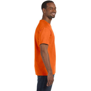 เสื้อยืดคอกลมแขนสั้นสีส้มอมแดงแบบเรียบง่ายสไตล์ลำลองสำหรับผู้ชาย - Product Image 5