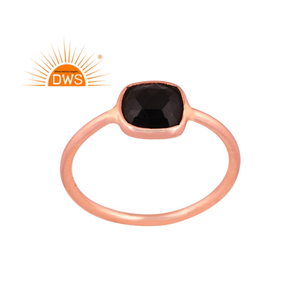 แหวนเรียงซ้อนพลอยโอนิกซ์สีดำชุบทองโรสเตอร์สีเงินสเตอร์ลิงผู้ผลิตเครื่องประดับตามสั่ง - Product Image 1