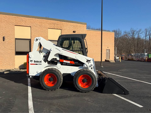Cargadora de ruedas Bobcat S650 usada, 74HP, diésel, elevación vertical, equipo de construcción con dirección hidráulica, en venta - Product Image 3