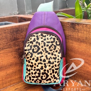 Sac à bandoulière en cuir recyclé imprimé Anima pour femmes Sac à bandoulière en cuir coloré fait à la main Sac à bandoulière Western Conceal Carry Shoulder Bags - Product Image 1