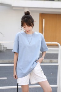 2025 Venta caliente 240gsm Camiseta de color sólido Camiseta impresa personalizada Camiseta disponible para hombres - Product Image 4