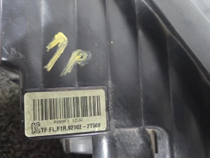 ไฟหน้ามือสอง Optima ขวา รุ่น 921022T500 สำหรับ Kia 4000 Lm สภาพดีเยี่ยม - Product Image 1