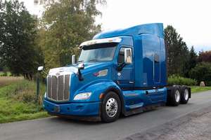 Camión USADO PE TERBILT 579 2018, Combustible Diésel, Potencia 335kW(455)HP, Fórmula de Ruedas 6x4, Euro 6, TRANSMISIÓN AUTOMÁTICA, Volante a la Izquierda - Product Image 4