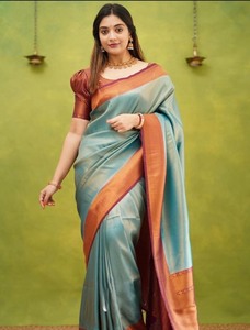 BANARASI DE MODA SUAVE SEDA TEJIDO TRABAJO SAREE CON BLUSA SIN COSTAR DESPIECE PRECIO AL POR MAYOR ROPA ÉTNICA SKY - Product Image 2