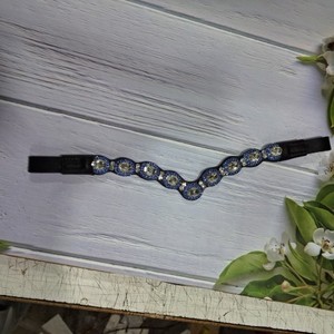 Bandeaux de cheval en cuir droit en forme de V de luxe-Bandeau de tête équestre personnalisé en cristal strass - Product Image 3