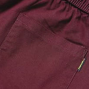 Shorts décontractés pour hommes à usage extérieur, prix de gros, logo personnalisé, coupe oversize, légers, 100 % coton, couleur unie, séchage rapide, haute qualité - Product Image 4