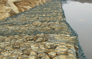 Rouleau de fil de fer galvanisé en maille hexagonale recouverte de PVC Yuking pour boîte de gabion et protection des pentes - Product Image 3