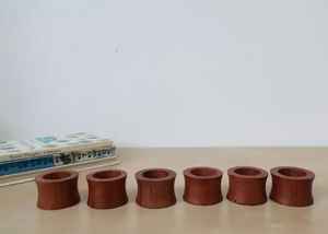 Ensemble de 4 anneaux de serviette en bois au design classique tendance, anneaux de serviette en bois massif de couleur marron pour la table et la vaisselle - Product Image 5