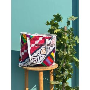 Vente en gros Nouveau sac de travail en coton fourre-tout Patchwork Design Canvas Usage quotidien Voyage Plage Épicerie Logo Motif Cadeau parfait - Product Image 6
