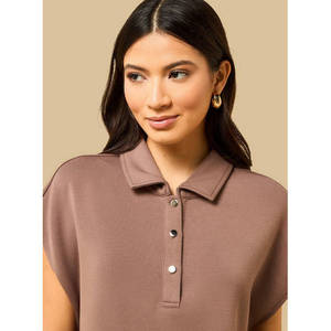 Chemisier décontracté pour femme en modal tricoté, à col, manches courtes, avec détail boutonné, coupe régulière, doux, imprimé numérique, OEM - Product Image 4