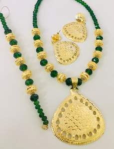 Conjunto de Joyería Vintage de Latón Estilo Dubái con Perlas Clásicas de EE. UU. y Flores, Incluye Pendientes para Aniversarios - Product Image 6