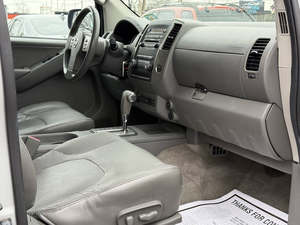 LA MEJOR OFERTA, NISSAN FRONTIER SL CREW CAB 2012, 4WD, TRANSMISIÓN AUTOMÁTICA - Product Image 2