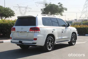 <span class=keywords><strong>TOYOTA</strong></span> LAND CRUISER GX.R GRAND <span class=keywords><strong>TOURING</strong></span> 4.0L GASOLINA V6 AÑO 2021 USADO EN BUEN ESTADO, Autos Usados Listos para Enviar a Todo el Mundo - Product Image 4