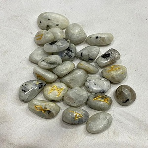 ชุดหินมูนสโตนสีรุ้งสีขาวแกะสลักคริสตัลอาเกตสไตล์รักชุดเรกิขายดี - Product Image 3