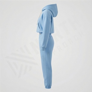 Ensemble de survêtement pour femme, design personnalisé, streetwear, respirant, athlétique, jogging, tenue de sport, tenue de détente, moderne, décontracté, coupe douce - Product Image 3
