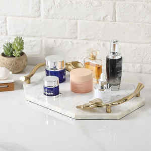 Plateau de service en marbre de luxe fait main le plus vendu avec poignée en laiton accessoires de salle de bain allant au lave-vaisselle - Product Image 1