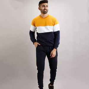 Sweat-shirt d'hiver personnalisé OEM en gros, style streetwear pour homme, pull à capuche thermique uni, motif imprimé tendance, tissu polaire - Product Image 5