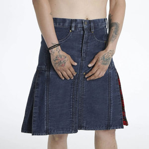 Pantalon hybride en denim Kilt avec plis écossais Kilt moderne unique pour homme avec bretelles réglables - Product Image 2