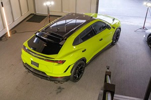 2024 Lamborghini Urus Performante coupé automatique intérieur foncé Turbo AWD ACC tissu aluminium certifié propre et équitablement utilisé - Product Image 2