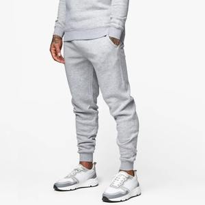 Logotipo personalizado Servicio OEM Hombres Ropa O-cuello Sudadera Chándal Pantalones Conjuntos Deportes Sudadera Traje - Product Image 5