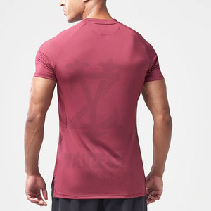 เสื้อยืดออกกำลังกายผู้ชายทรงสลิมฟิต แห้งเร็ว คุณภาพสูงจากผู้ผลิต OEM น้ำหนัก 220 กรัม แขนสั้น ผ้าฝ้าย/ใยไผ่ ถักทอเนื้อแน่น - Product Image 3