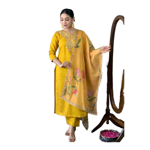Conjunto étnico moderno de seda Kurti con bordado y elegante Dupatta Nueva colección para oficina y uso regular - Product Image 1