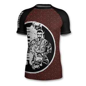 Rashguard de manga corta de calidad superior, tela elástica ligera, costuras planas, resistente a las erupciones para buceo en la playa y deportes acuáticos - Product Image 2