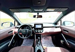USATO 2023 Toyota Corolla Cross XLE 2.0L (169 CV) 4 cilindri 4x2 2 assi Benzina Trazione Anteriore Cambio Automatico Guida a Sinistra - Product Image 3