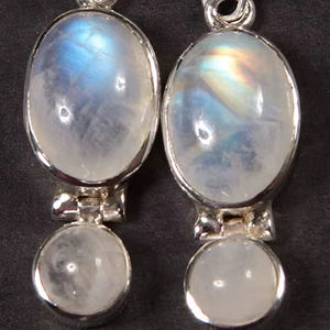 Pendentif Chandelier Élégant en Argent Sterling Plaqué Or avec Pierre de Lune Verte Rénovée, Sertissage Clos, 12MM, Certifié IGI, pour Femme, Cadeau de Fête - Product Image 1