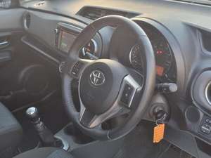 TOYOTA YARIS D'OCCASION CÔTÉ GAUCHE/CÔTÉ DROIT - Product Image 6