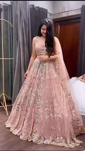 Lehenga de créateur Bollywood en fausse fourrure lourde et géorgette 9MM, avec dupatta réversible, pour mariage - Product Image 3