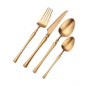 Collection de couverts en acier inoxydable abordable, conçue pour les besoins quotidiens de la table, offrant une excellente résistance, une grande durabilité et un style. - Product Image 2