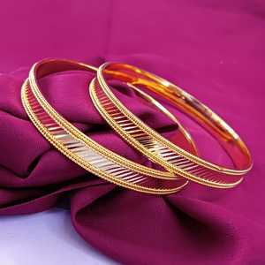 Mayorista de joyería de fabricante indio de alta calidad, brazaletes de pulsera grabados chapados en oro estilo Dubái, joyería india para mujer - Product Image 3