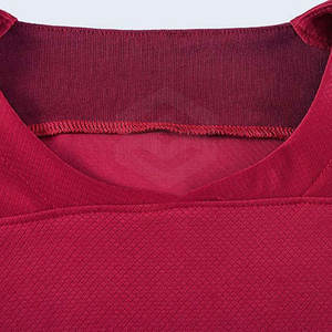 Nuevo Diseño de Uniforme de Fútbol para Hombre con Logotipo Personalizado 2025, Hecho a Medida, Transpirable y Ligero, 100% Poliéster de Pakistán - Product Image 3