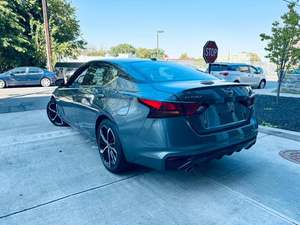 CLEAN Nissan Altima 2.5 SR FWD 2024, conduite à gauche - Product Image 5