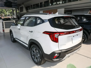 KIA SELTOS 2023 2024 1.5L CVT COMODIDAD GASOLINA BARATO SUV 1.5L 115HP L4 HECHO en CHINA en STOCK 2024 COCHE NUEVO KIA SELTOS - Product Image 4