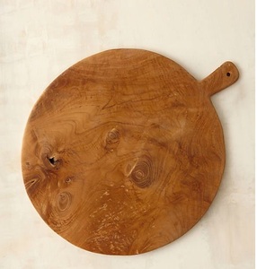 Elegante tabla de cortar de madera de primera calidad con encanto rústico Ideal para casas de campo elegantes y mejoras interiores de comedor de lujo - Product Image 5