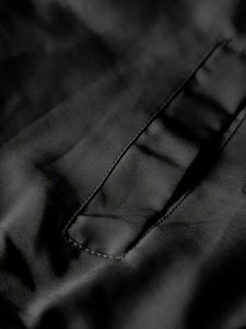 Vente en gros de vêtements d'extérieur rembourrés matelassés pour hommes à la mode Veste bouffante courte - Product Image 2