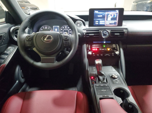 AUTO USADO EN PERFECTO ESTADO, Lexus IS 300 SEDÁN 2024, LISTO PARA ENVIAR - Product Image 3