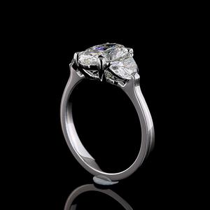 Anillo de Lujo con Tres Piedras de Moissanita Ovalada de 3.01 Quilates, Oro de 14k, Claridad VVS2, Joyería de Compromiso Elegante, Acabado de Alta Calidad, Venta al por Mayor - Product Image 4