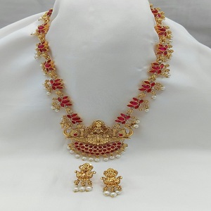 Quantité en vrac traditionnel Tempal Laxmi collier ensemble de bijoux avec boucles d'oreilles assorties de couleur rubis pour les femmes et les filles portent - Product Image 1