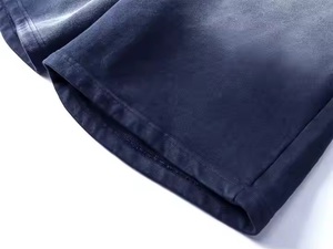 Short de survêtement en coton pour hommes, logo personnalisé en gros, pantalon court unisexe de haute qualité, poids lourd 430 GSM, short de jogging en polaire pour hommes - Product Image 5