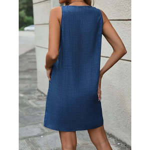 Robe en lin sans manches pour femmes, avec bretelles épaisses, détails boutonnés et poches, modèle Jane's 33564 - Product Image 2