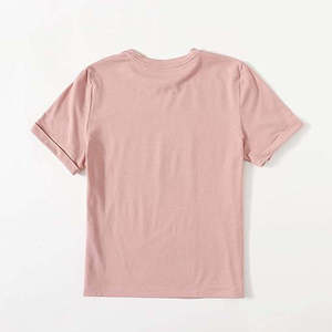 Camiseta de algodón informal de talla grande para mujer, de manga corta, transpirable, de ajuste relajado, estilo veraniego, sencilla, cómoda y suave para uso diario. - Product Image 4