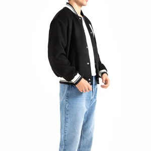 Chaqueta Varsity para Hombre de Color Sólido con Logotipo Personalizado, Diseño Personalizado de Buena Calidad, Hecha en Pakistán, al Mejor Precio - Product Image 3