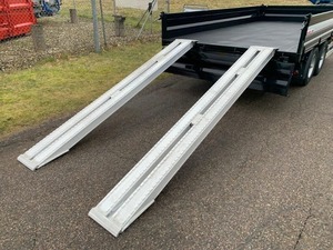 Remolques NUEVOS y USADOS 2025 Tippers H-a-n-g-l-e-r TSK-H 118 5.0 mtr de 3 vías - Product Image 2